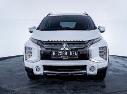 2021 Mitsubishi Xpander Cross NewPremium Package CVT Putih - Jual mobil bekas di Jawa Barat