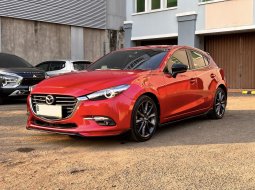2018 Mazda 3 Hatchback Merah - Jual mobil bekas di DKI Jakarta