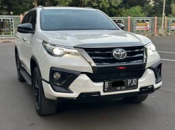 2020 Toyota Fortuner TRD Putih - Jual mobil bekas di DKI Jakarta