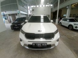 2021 Kia Sonet Dynamic iVT Putih - Jual mobil bekas di Banten
