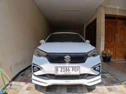 2022 Suzuki Ertiga Hybrid ZDi Putih - Jual mobil bekas di Banten