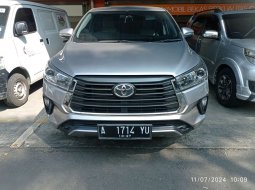 2022 Toyota Kijang Innova V A/T Diesel Silver - Jual mobil bekas di Banten