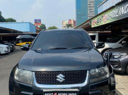 2010 Suzuki Grand Vitara 2.4 Hitam - Jual mobil bekas di DKI Jakarta