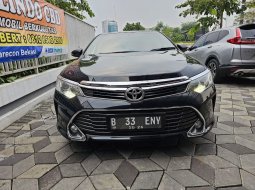 2016 Toyota Camry 2.5 V Hitam - Jual mobil bekas di Jawa Barat