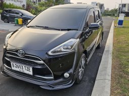 2017 Toyota Sienta Q CVT Hitam - Jual mobil bekas di DKI Jakarta