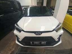 2021 Toyota Raize 1.0T GR Sport CVT TSS (Two Tone) Putih - Jual mobil bekas di Jawa Barat