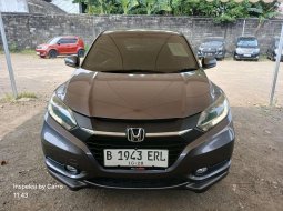 2018 Honda HR-V E Prestige Abu-abu - Jual mobil bekas di DKI Jakarta
