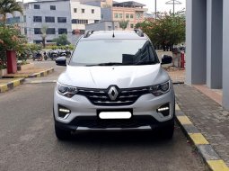 2022 Renault Triber RXZ AT Silver - Jual mobil bekas di DKI Jakarta