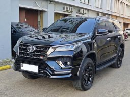 2023 Toyota Fortuner Hitam - Jual mobil bekas di DKI Jakarta