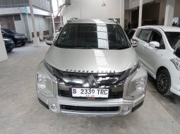 2020 Mitsubishi Xpander Cross Premium Package AT Silver - Jual mobil bekas di Banten