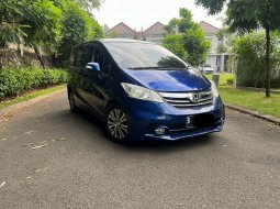 2013 Honda Freed PSD Biru - Jual mobil bekas di Banten