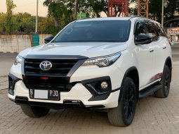 2020 Toyota Fortuner 2.4 TRD AT Putih - Jual mobil bekas di DKI Jakarta