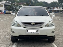 2011 Toyota Harrier 2.4L Premium Putih - Jual mobil bekas di DKI Jakarta