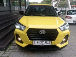 2022 Daihatsu Rocky 1.0 R TC CVT ASA Kuning - Jual mobil bekas di Banten