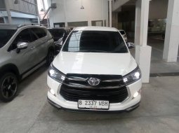 2017 Toyota Venturer Putih - Jual mobil bekas di DKI Jakarta