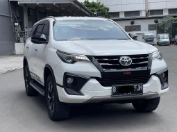 2019 Toyota Fortuner TRD Putih - Jual mobil bekas di DKI Jakarta