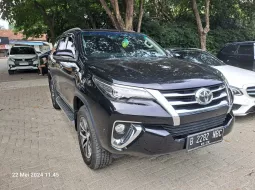 2019 Toyota Fortuner 2.4 VRZ AT Hitam - Jual mobil bekas di Jawa Barat