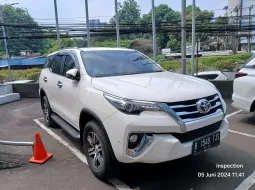 2019 Toyota Fortuner 2.4 G AT Putih - Jual mobil bekas di Banten