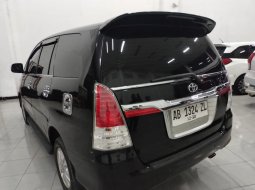 2009 Toyota Kijang Innova V Hitam - Jual mobil bekas di DI Yogyakarta