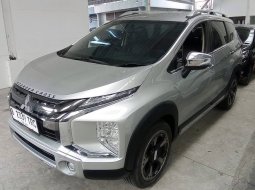 2020 Mitsubishi Xpander Cross Premium Package AT Silver - Jual mobil bekas di Banten