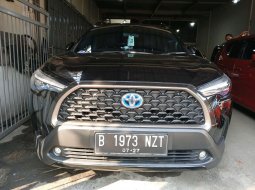 2022 Toyota Corolla Cross 1.8L Hybrid Merah - Jual mobil bekas di Banten