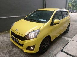 2022 Daihatsu Ayla 1.0L X AT Kuning - Jual mobil bekas di DKI Jakarta