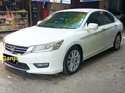 2013 Honda Accord VTi-L Putih - Jual mobil bekas di DKI Jakarta