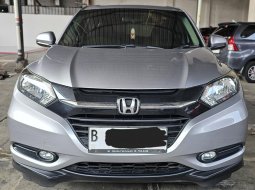 2018 Honda HR-V E CVT Silver - Jual mobil bekas di DKI Jakarta