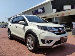 2017 Honda BR-V E CVT Putih - Jual mobil bekas di Banten