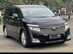 2016 Nissan Elgrand Highway Star Hitam - Jual mobil bekas di Jawa Barat