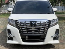 2016 Toyota Alphard SC Putih - Jual mobil bekas di Jawa Barat