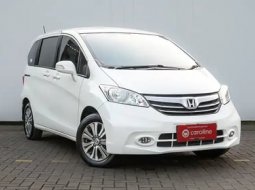 2013 Honda Freed E Putih - Jual mobil bekas di Jawa Barat