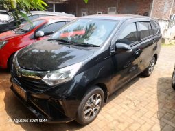 2022 Daihatsu Sigra 1.2 R AT Hitam - Jual mobil bekas di Banten