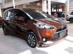 2017 Toyota Sienta V Coklat - Jual mobil bekas di Banten