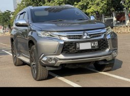 2016 Mitsubishi Pajero Sport Dakar 2.4 Automatic Abu-abu - Jual mobil bekas di Jawa Barat