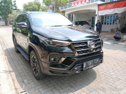 2022 Toyota Fortuner Hitam - Jual mobil bekas di DKI Jakarta