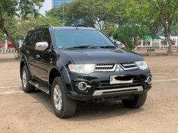 2013 Mitsubishi Pajero Sport Dakar Hitam - Jual mobil bekas di DKI Jakarta