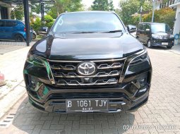 2022 Toyota Fortuner Hitam - Jual mobil bekas di DKI Jakarta