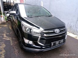 2019 Toyota Kijang Innova V Hitam - Jual mobil bekas di DKI Jakarta