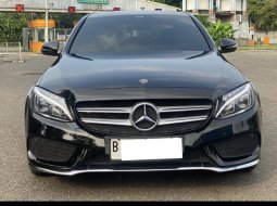 2018 Mercedes-Benz C-Class C 200 Avantgarde Line Hitam - Jual mobil bekas di DKI Jakarta