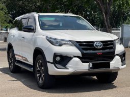 2019 Toyota Fortuner TRD Putih - Jual mobil bekas di DKI Jakarta