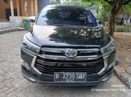 2017 Toyota Venturer Hitam - Jual mobil bekas di DKI Jakarta