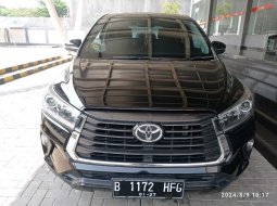 2021 Toyota Kijang Innova V A/T Gasoline Hitam - Jual mobil bekas di Banten