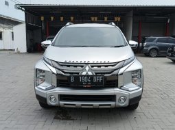 2021 Mitsubishi Xpander Cross Premium Package AT Silver - Jual mobil bekas di Banten