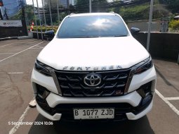 2023 Toyota Fortuner Putih - Jual mobil bekas di Banten