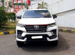 2021 Toyota Fortuner 2.4 TRD AT Putih - Jual mobil bekas di DKI Jakarta