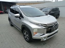 2021 Mitsubishi Xpander Cross Premium Package AT Silver - Jual mobil bekas di Jawa Barat