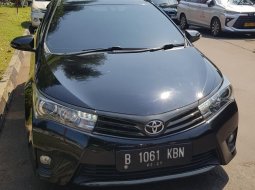 2016 Toyota Corolla Altis V AT Hitam - Jual mobil bekas di Jawa Barat