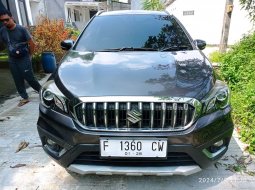 2018 Suzuki SX4 S-Cross AT Abu-abu - Jual mobil bekas di DKI Jakarta