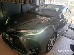 2022 Toyota Yaris Abu-abu - Jual mobil bekas di Banten